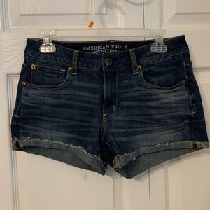 ★ AE dark wash shorts size 8 ★